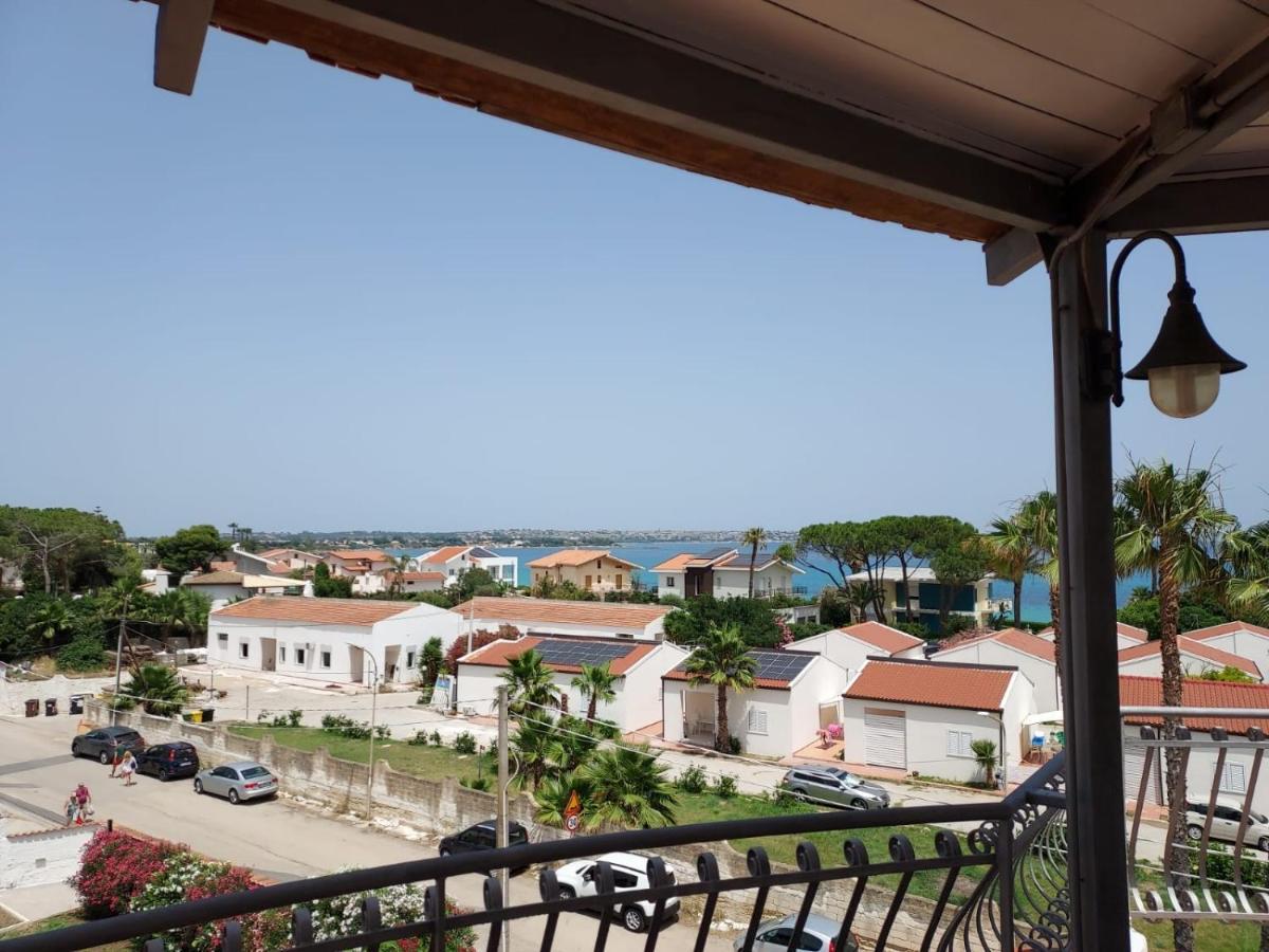 Arenella Beach Rooms Exterior foto